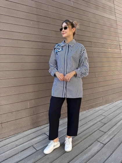 Venöve 26FWGOM0002 Lacivert Çizgili Betty Gömlek