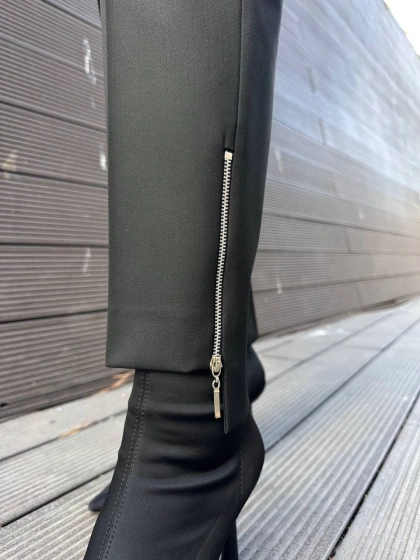 Yusuf Özdemir 25K1101 Siyah Paçası Fermuarlı Pantolon