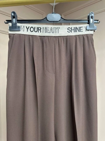 Yusuf Özdemir 25K1497 Kahve Krep Bol Paça Pantolon