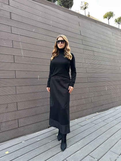 Yusuf Özdemir 25K1527 Siyah Yanları Detaylı Etek