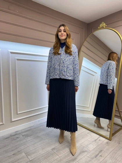 Zeynep Şule 3518001 Beyaz Desenli Kapitone Ceket