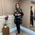 Ghisa 25YÖRTNK4016 Siyah Çiçek Desenli Tunik