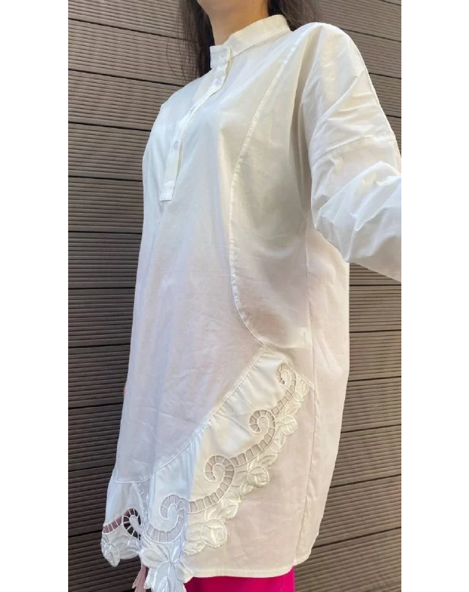 İnvee 6799 Beyaz Güpür Detaylı Tunik