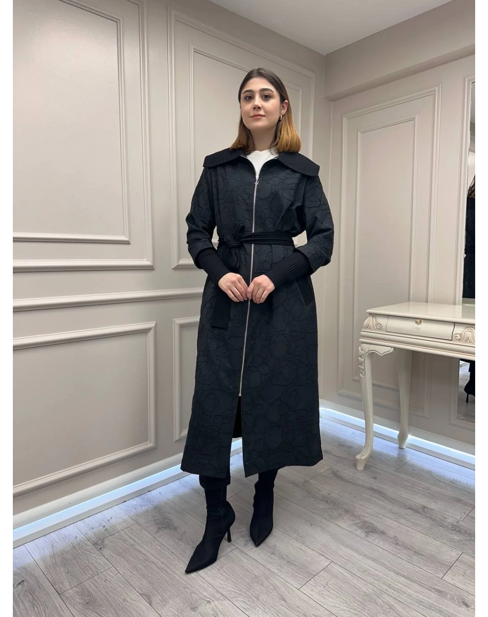 Nuss Triko 26Y6047 Siyah Yanları Yırtmaçlı Kap