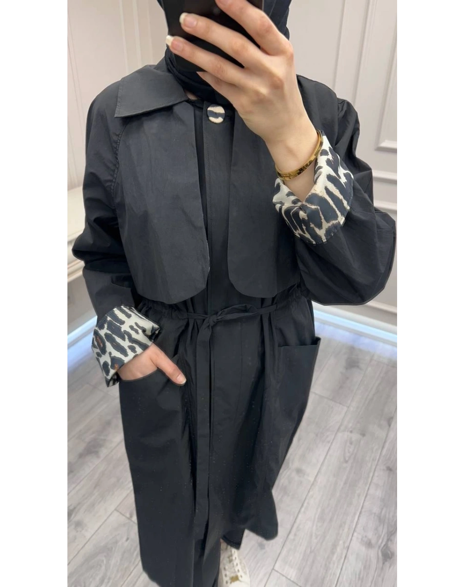 Trenç 3723 Siyah Yaka Detaylı Kap