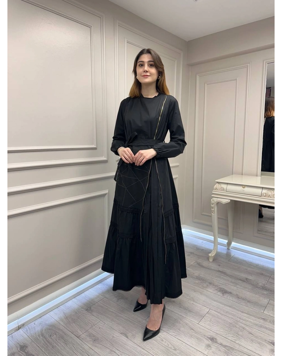 Misswhence 39807 Siyah Fermuar Ve Güpür Detaylı Elbise