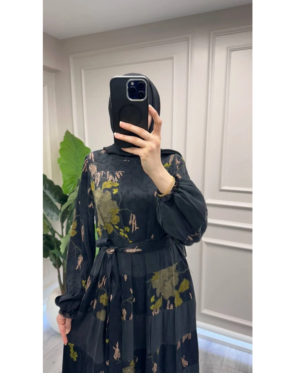 Misswhence 39843 Siyah Şerit Detaylı Desenli Elbise