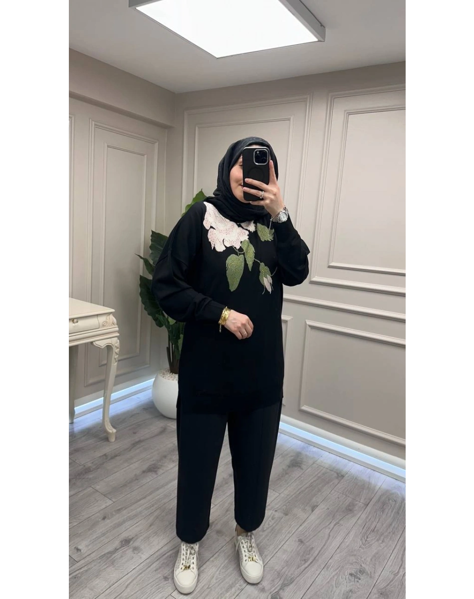 Ghisa 3651T4415 Siyah Yakası Detaylı Tunik