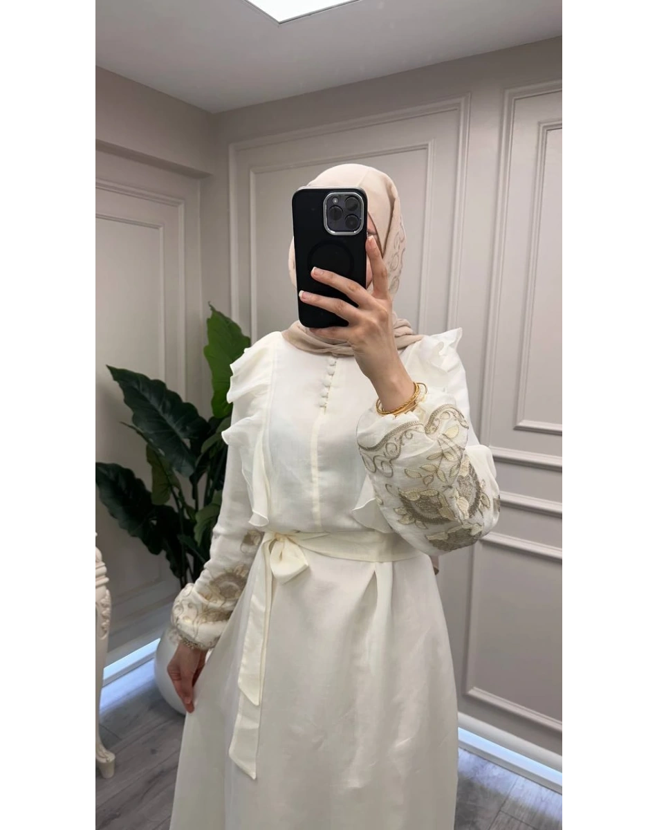 Nuss Triko 26Y2053 Krem Nakış İşleme Detaylı Elbise