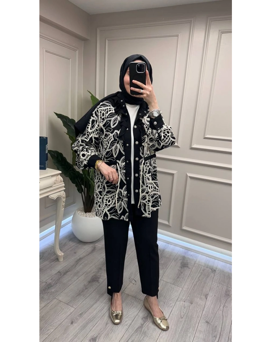 Ghisa 3610C3380 Siyah Güpür Detaylı Ceket