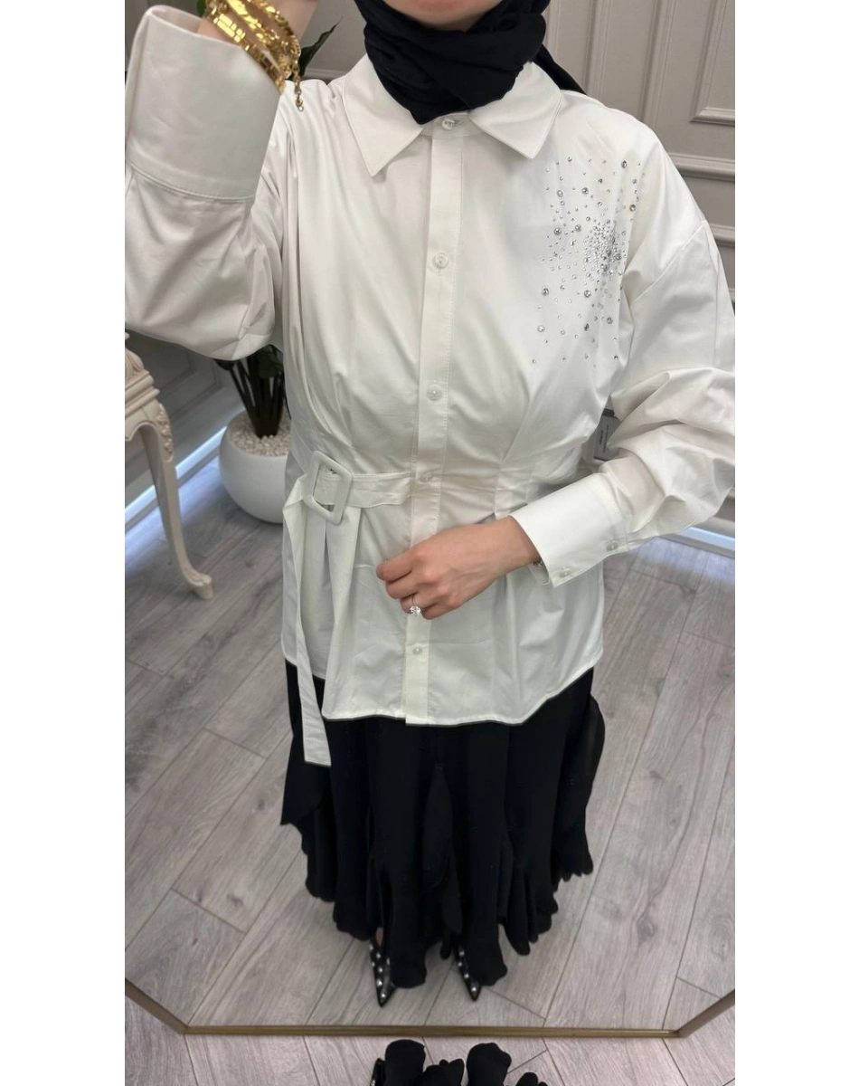 Wennora 1039 Beyaz Yakası Taşlı Beli Kemer Detaylı Gömlek