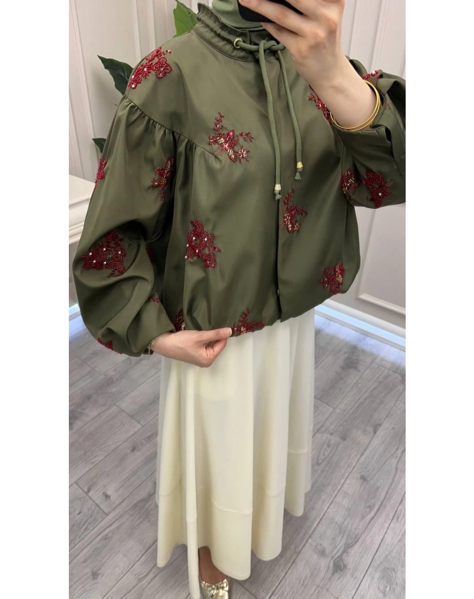 Ghisa 3610C3420 Yeşil İşleme Detaylı Kısa Ceket