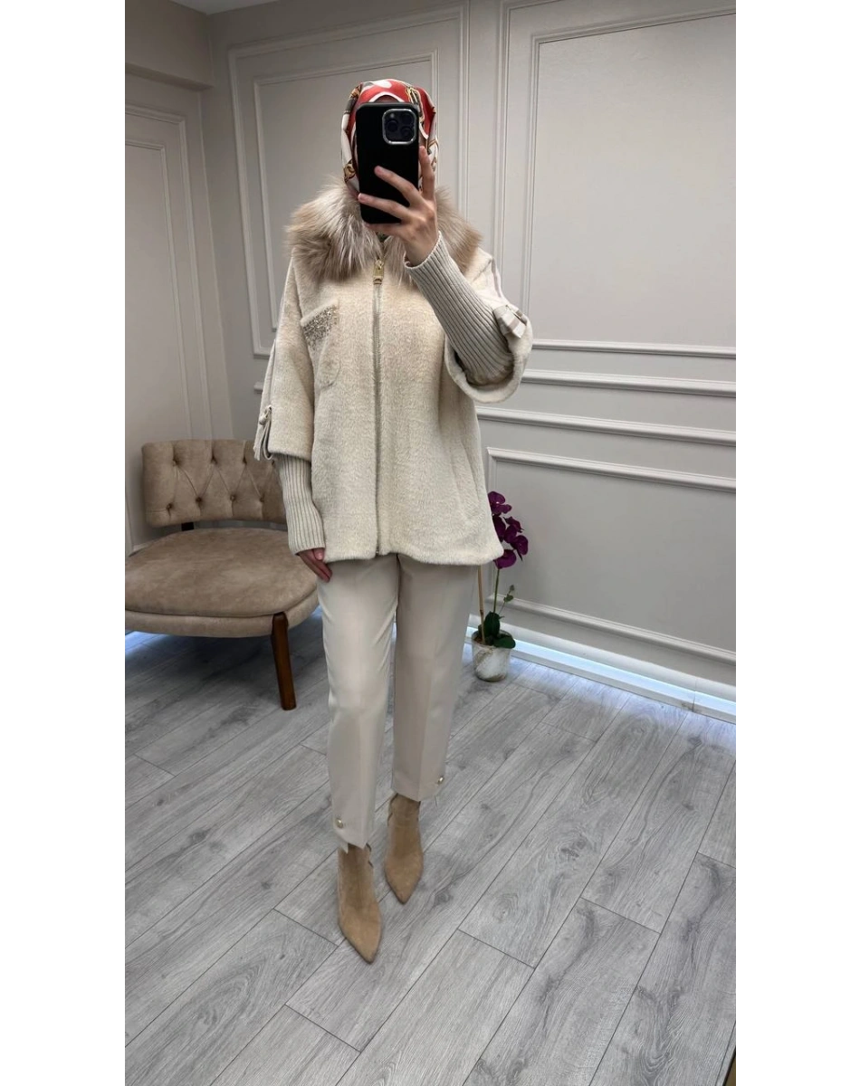 Etrucci 7210 Açık Bej Kürklü Angora Kısa Kaban