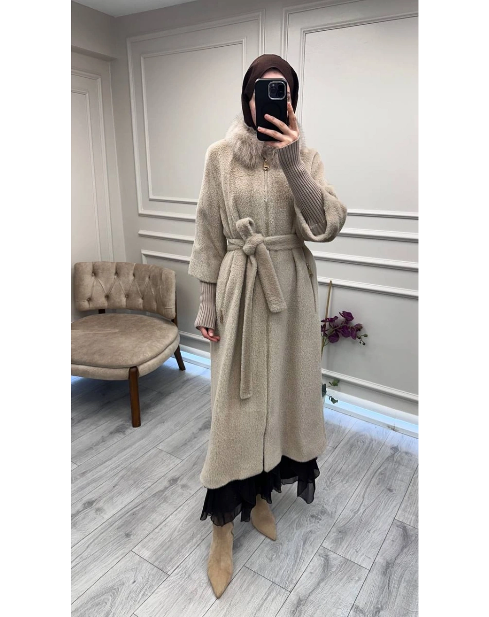 Etrucci 7211 Koyu Bej Fermuar Triko ve Kürk Detaylı Angora Kaban