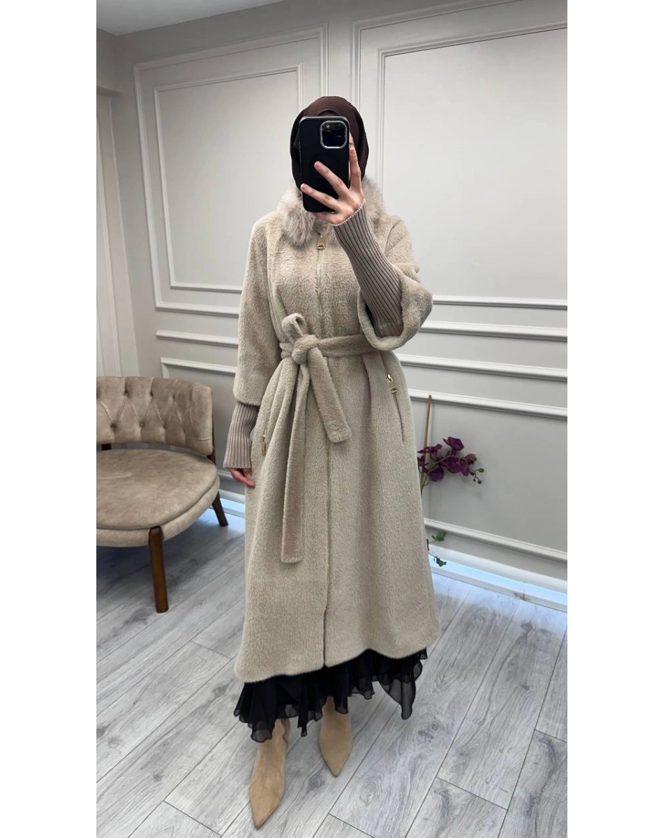 Etrucci 7211 Koyu Bej Fermuar Triko ve Kürk Detaylı Angora Kaban