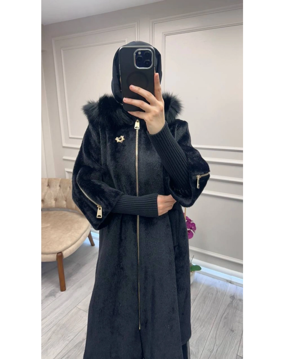 Etrucci 7253 Siyah Kolları Triko Detaylı Kürklü Kaban