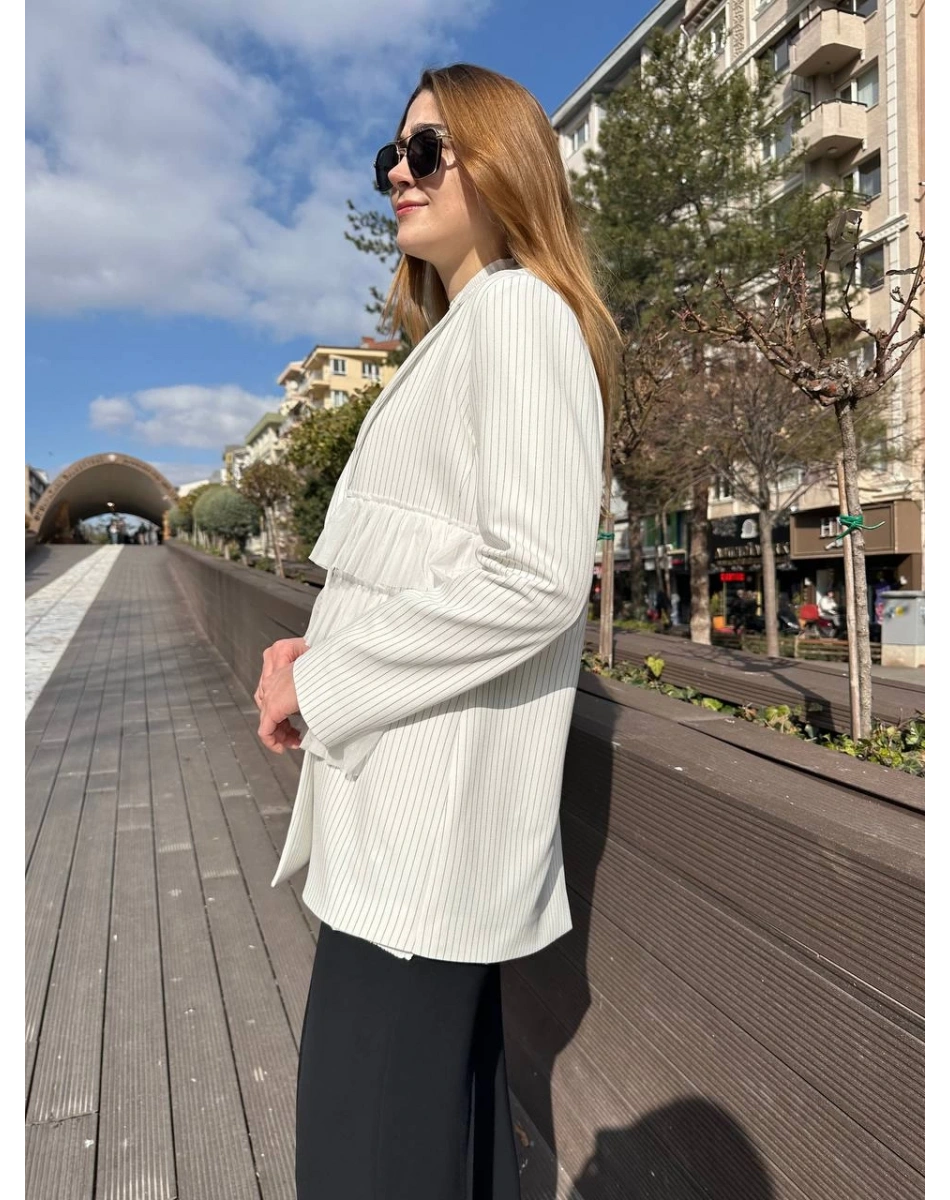 Ghisa 25YGSCKT3080 Beyaz Çizgili Ceket