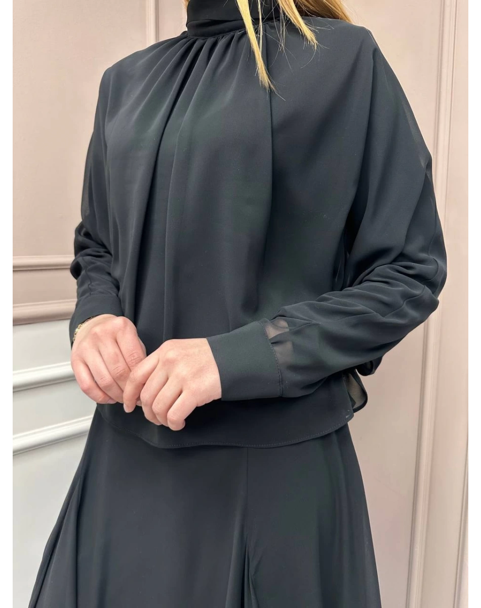 Ghisa 25YGSTKM1860 Siyah Etek Ucu Detaylı Takım