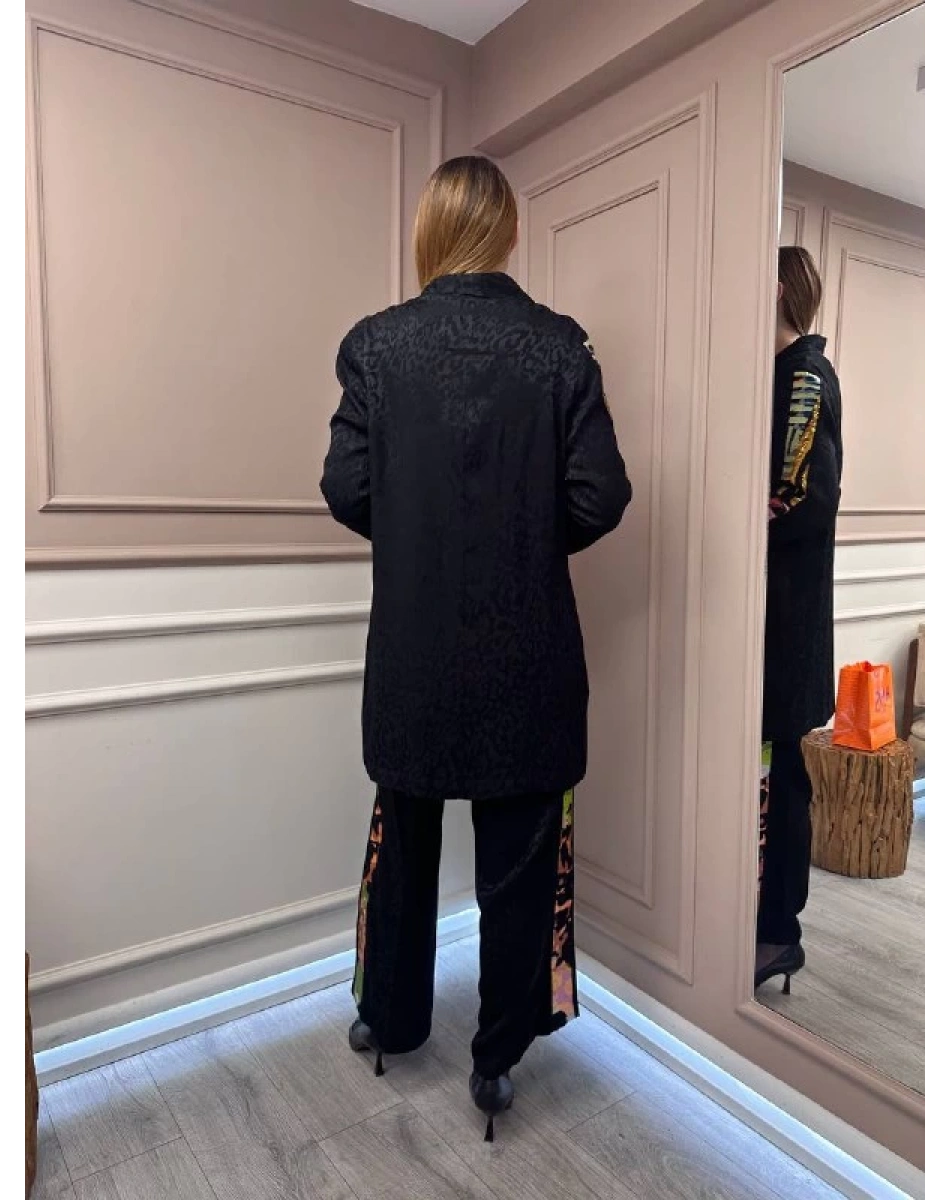 Ghisa 25YGSTKM3068 Siyah Renkli Şerit Detaylı Takım