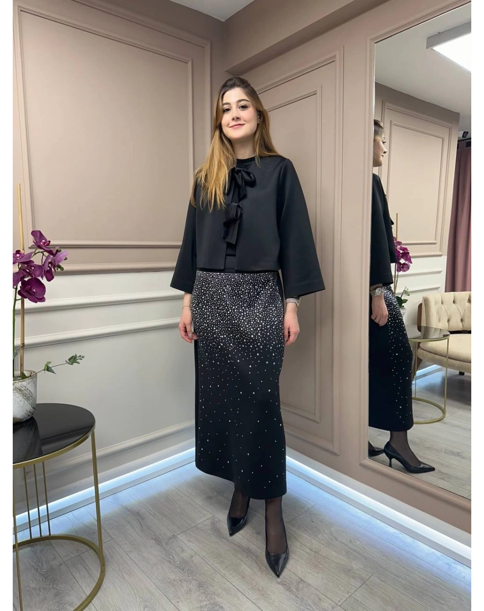 Ghisa 25YGSTKM3090 Siyah Taşlı Etekli Takım