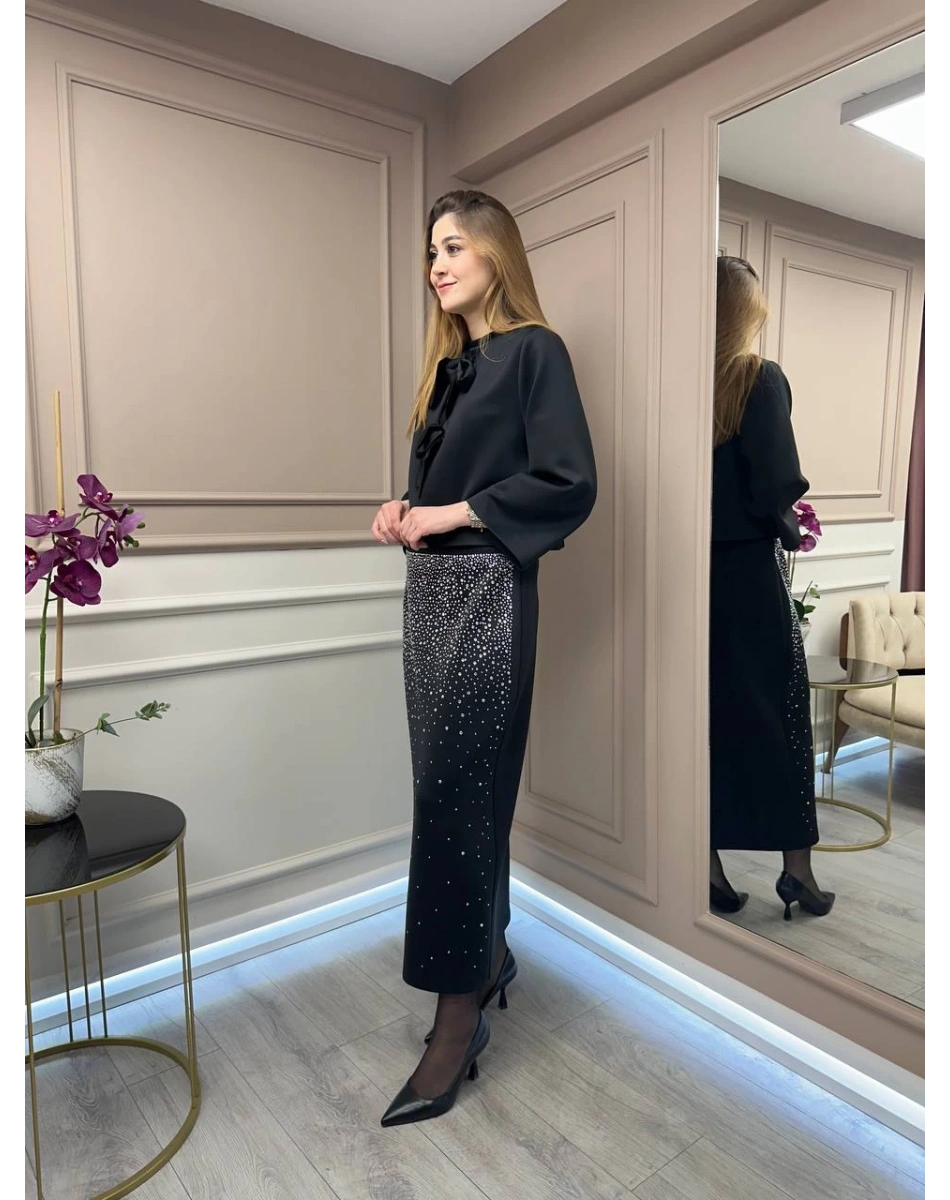 Ghisa 25YGSTKM3090 Siyah Taşlı Etekli Takım