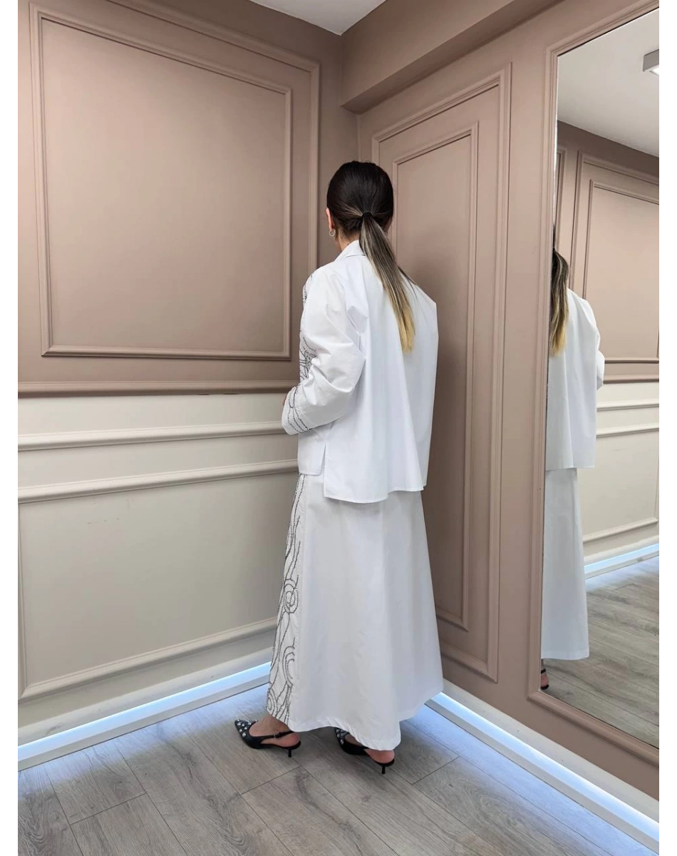 Ghisa 25YGSTKM4670 Beyaz Taş Detaylı Etekli Takım