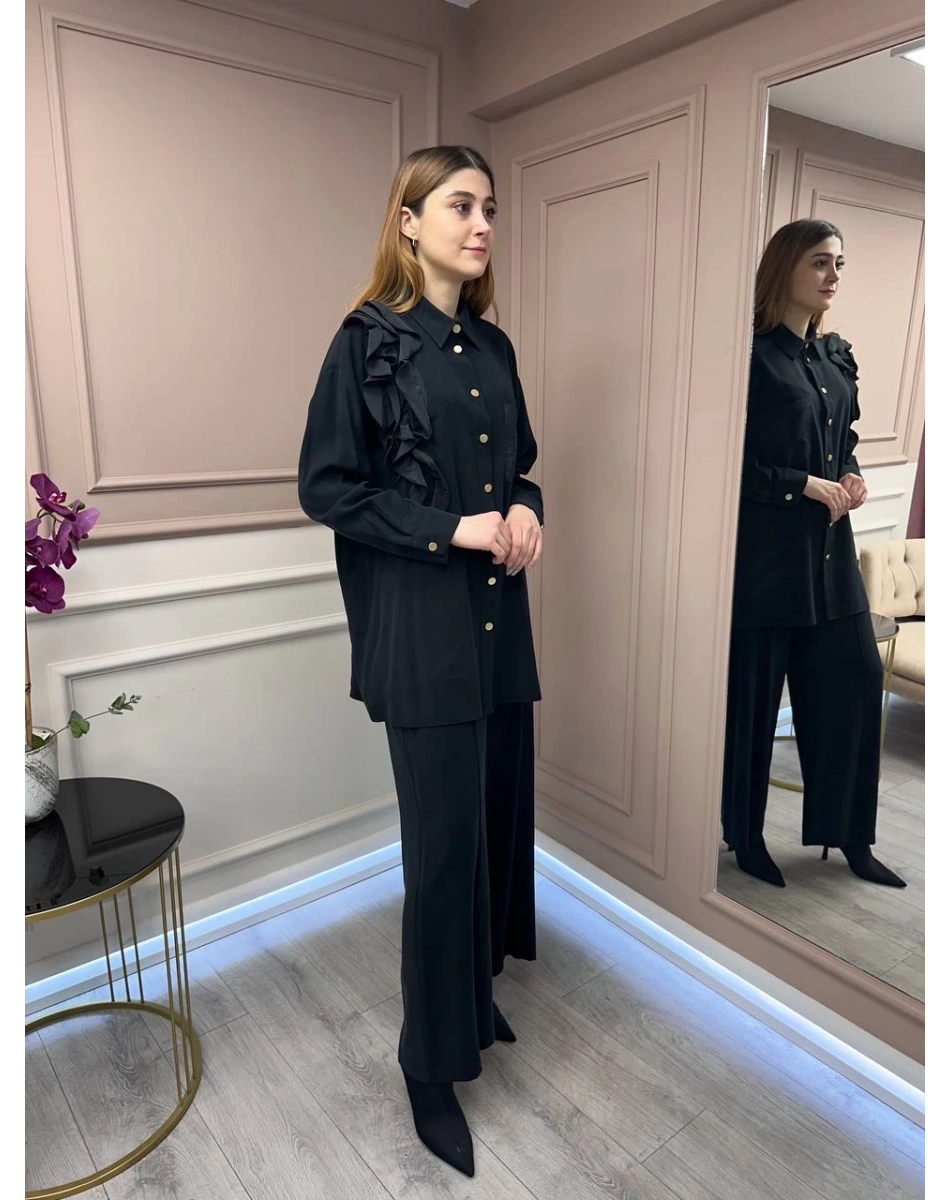 Ghisa 25YGSTKM4719 Siyah Yaka Detaylı İkili Takım