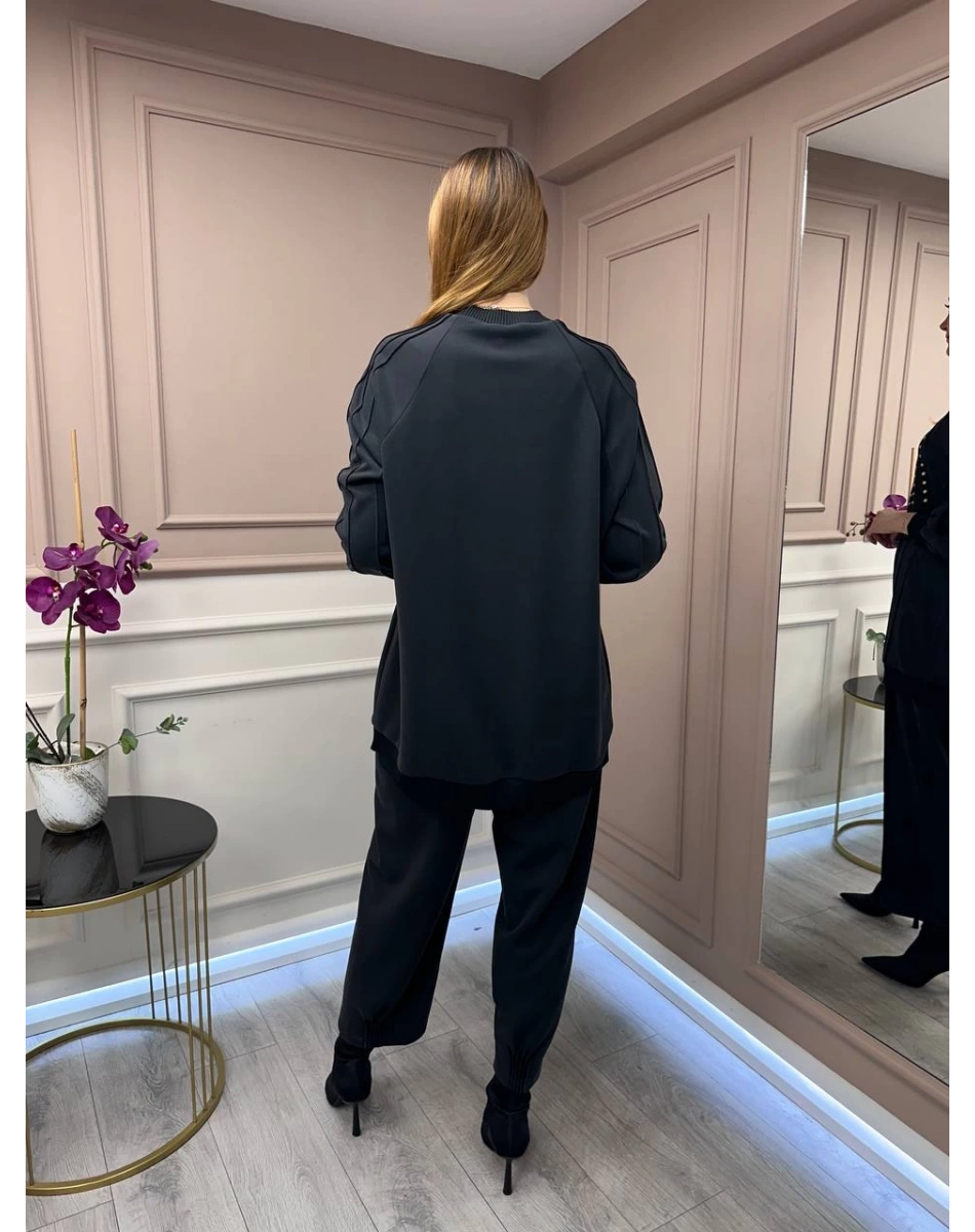 Ghisa 25YGSTKM4845 Siyah Zımba Detaylı Takım