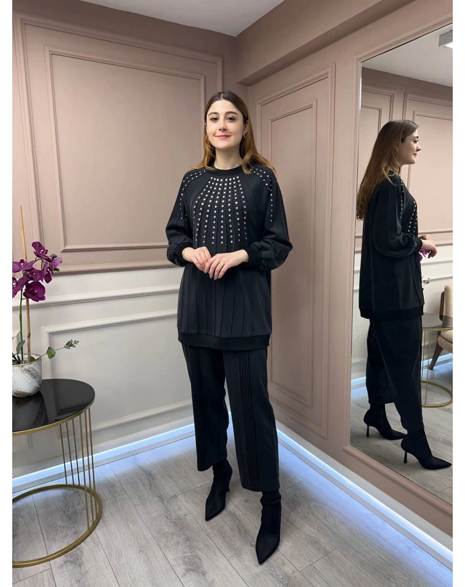 Ghisa 25YGSTKM4845 Siyah Zımba Detaylı Takım