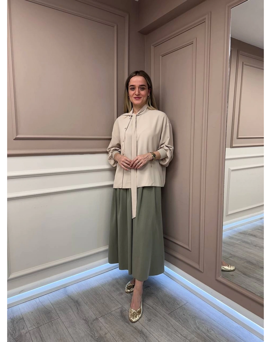 Ghisa 25YGSTNK4072 Bej Yakası Bağlama Detaylı Tunik