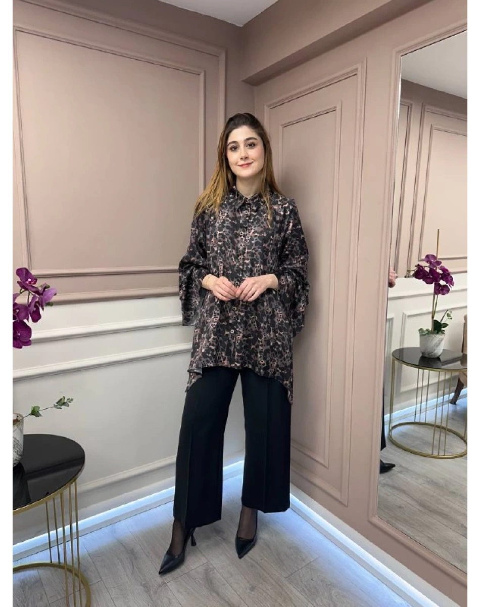 Ghisa 25YGSTNK4079 Siyah Kolları Detaylı Tunik