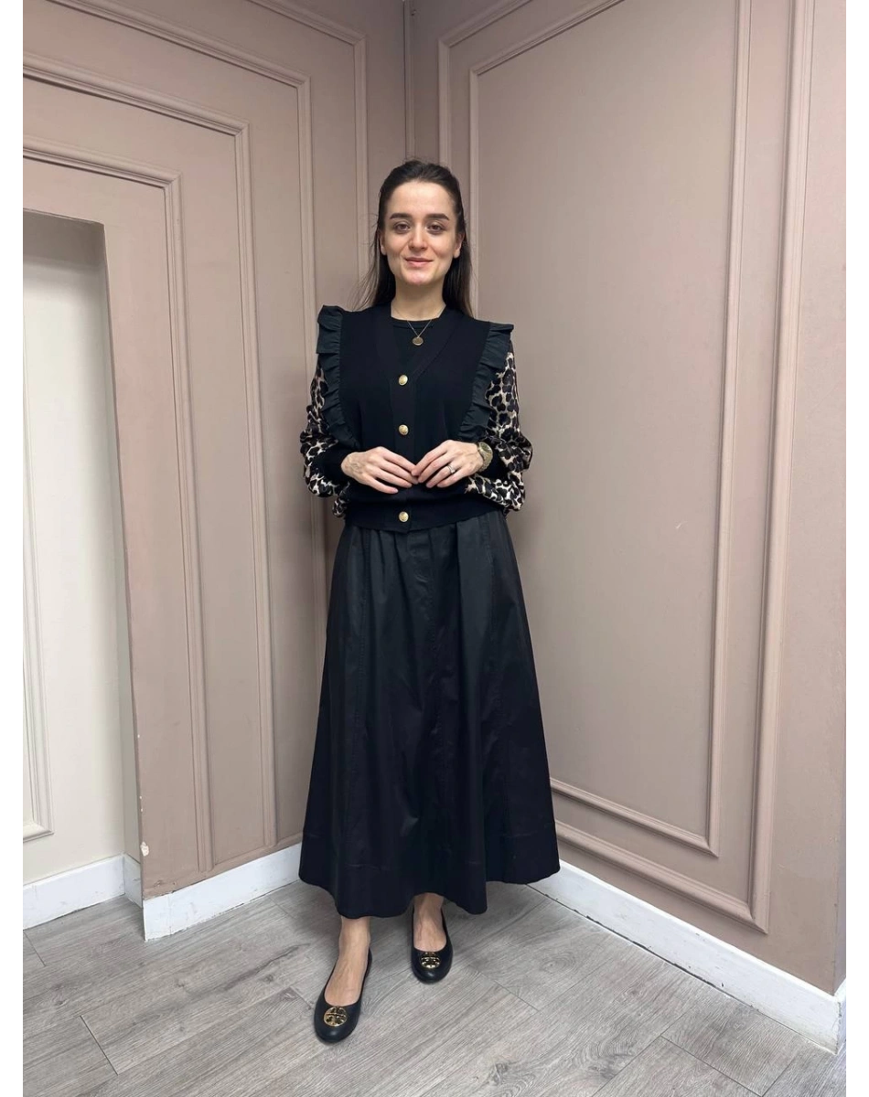 Ghisa 25YÖRHRK3096 Siyah Leopar Desenli Kısa Hırka