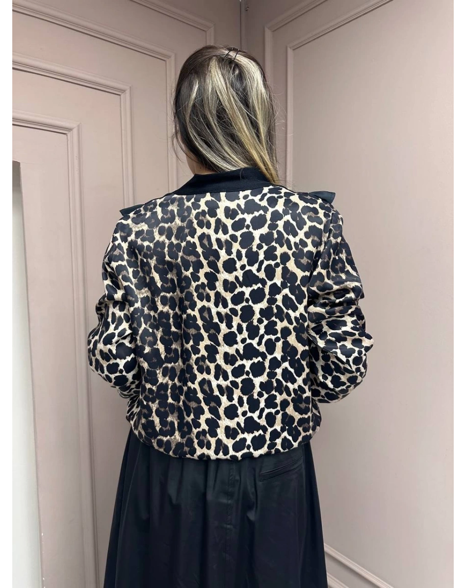 Ghisa 25YÖRHRK3096 Siyah Leopar Desenli Kısa Hırka