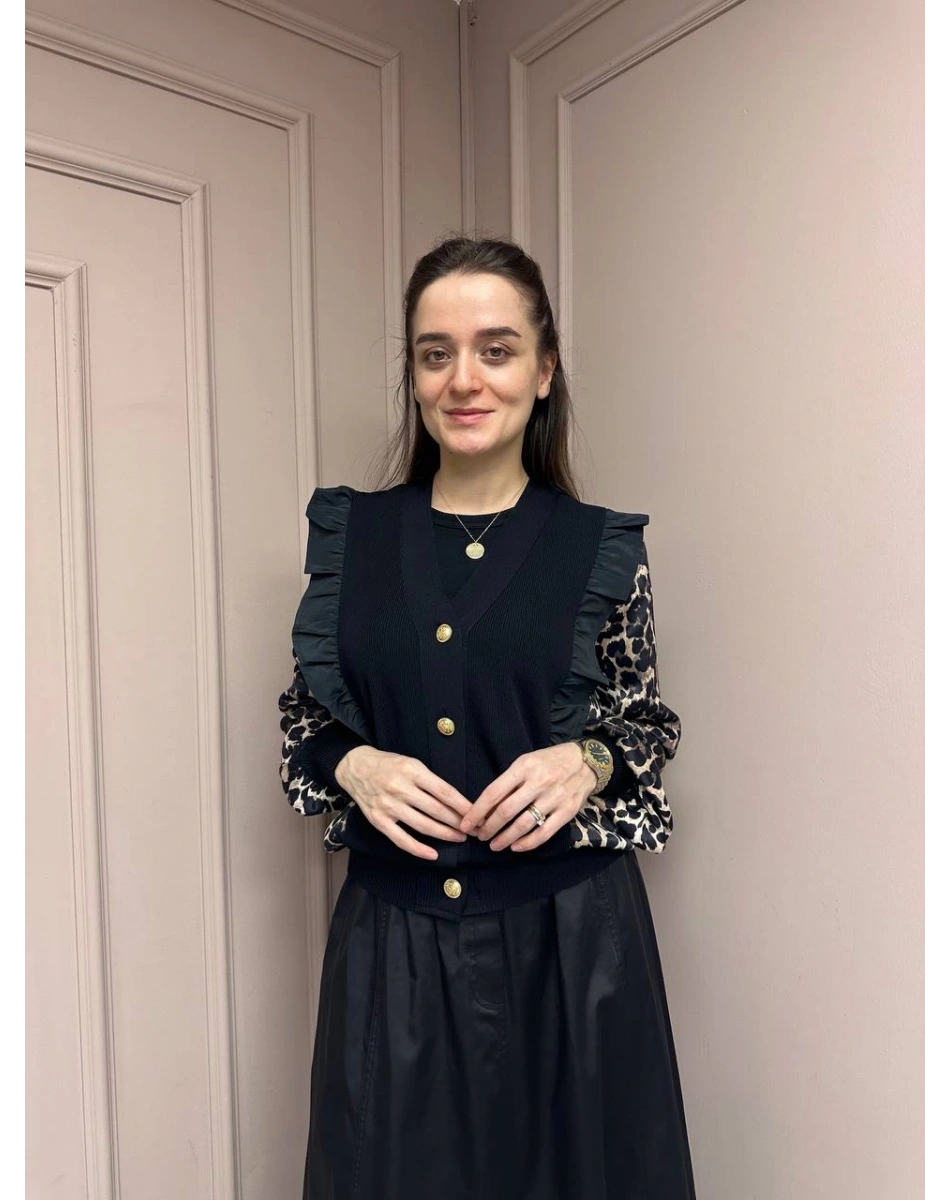 Ghisa 25YÖRHRK3096 Siyah Leopar Desenli Kısa Hırka