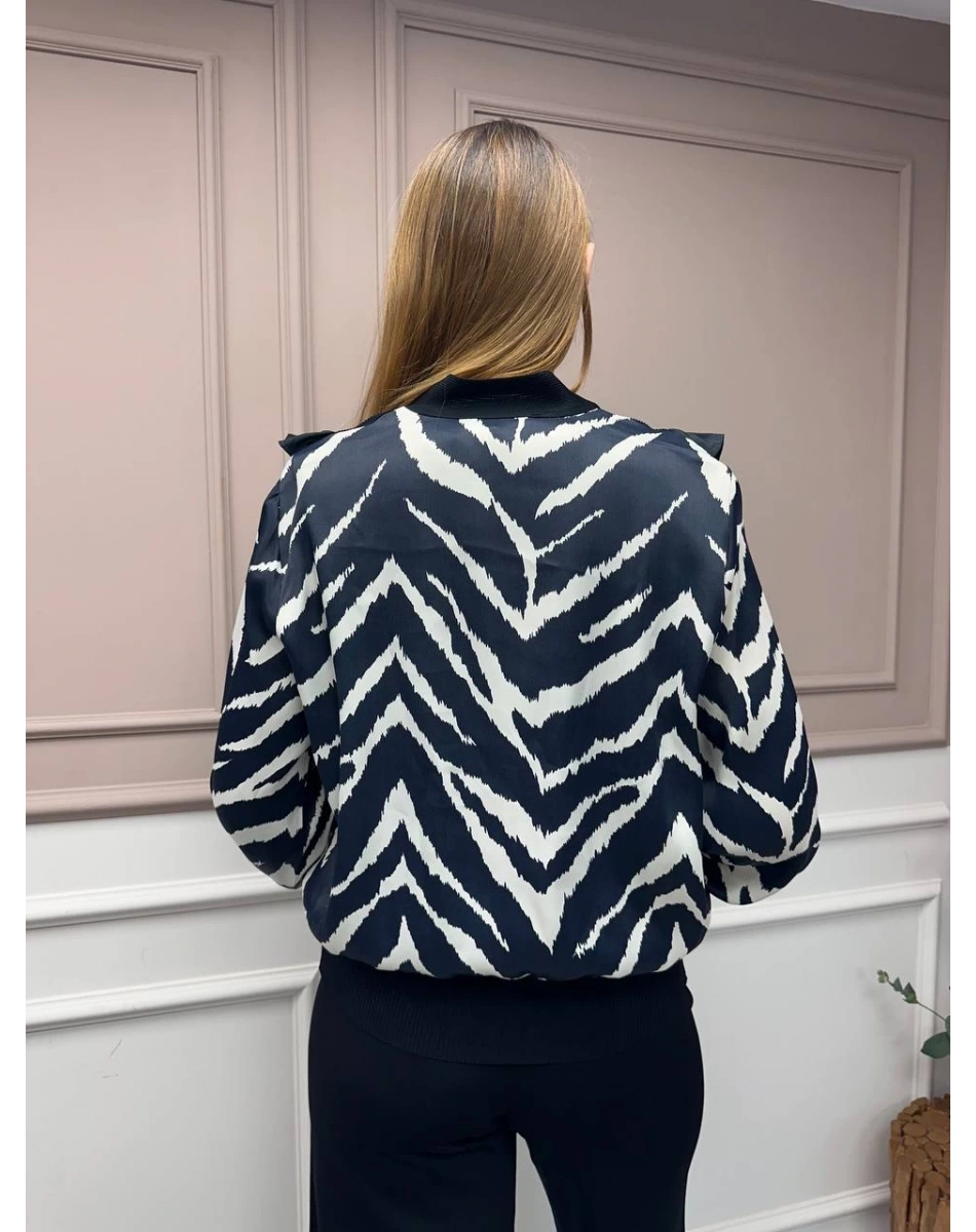 Ghisa 25YÖRHRK3096 Siyah Zebra Desenli Kısa Hırka