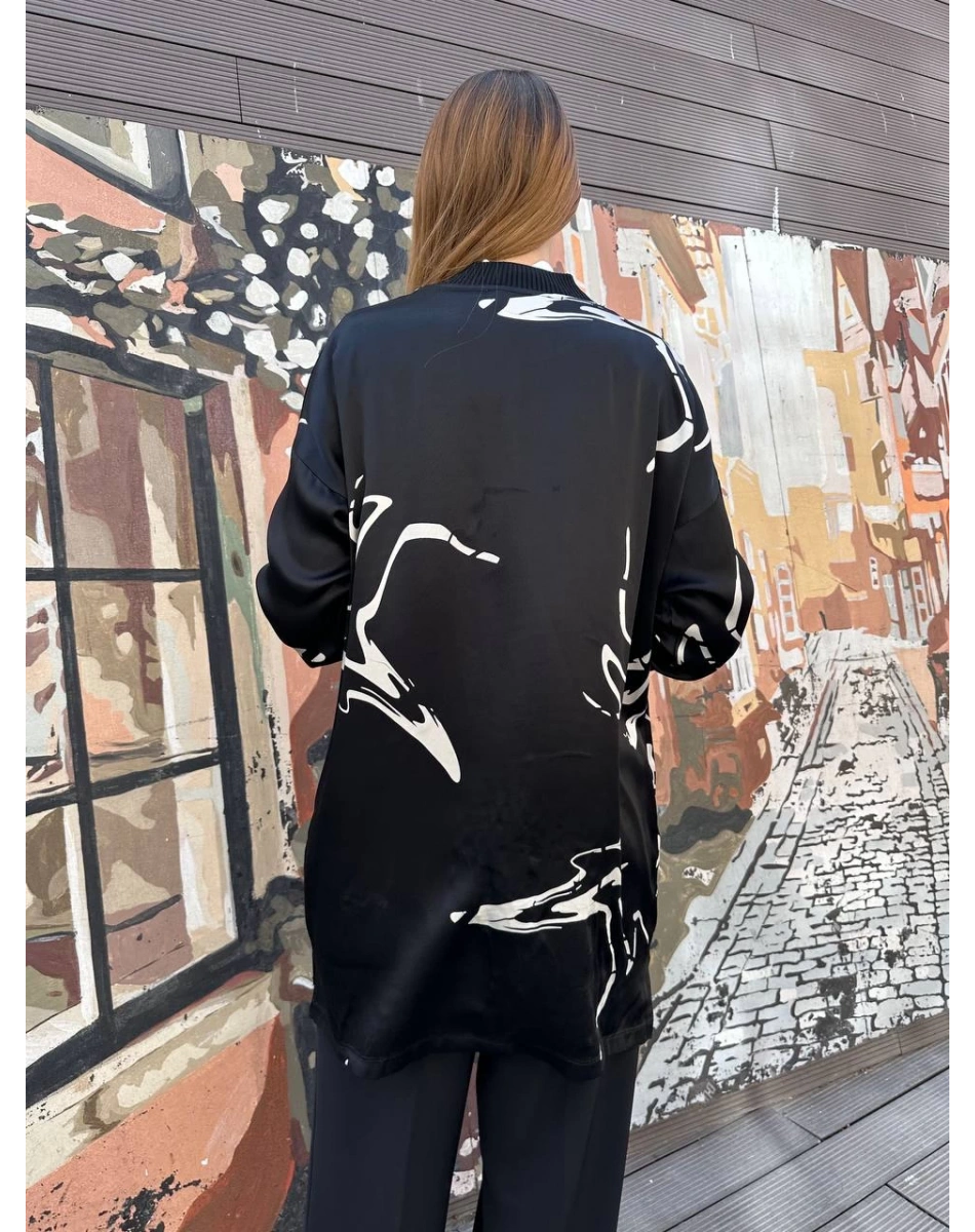 Ghisa 25YÖRHRK3164 Siyah Etek Ucu Detaylı Hırka