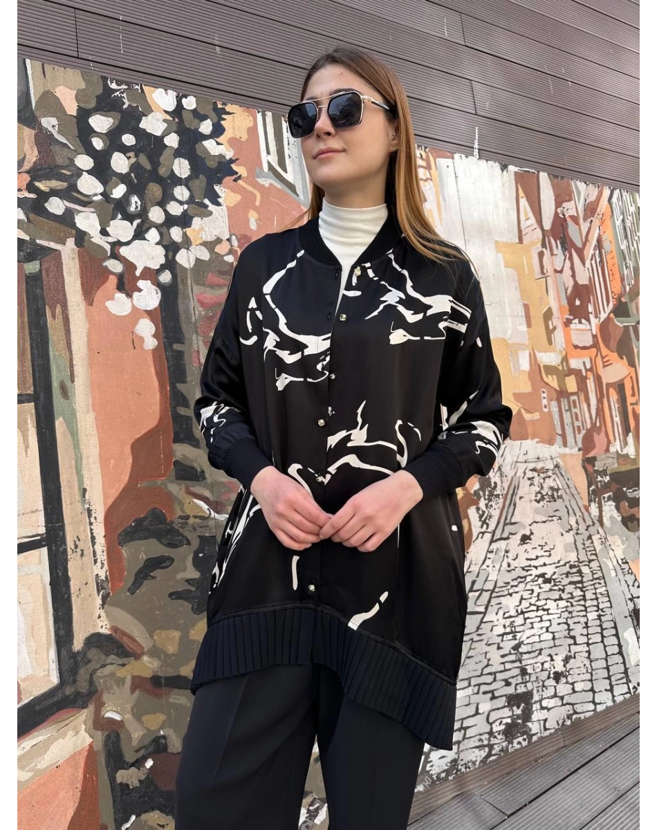 Ghisa 25YÖRHRK3164 Siyah Etek Ucu Detaylı Hırka