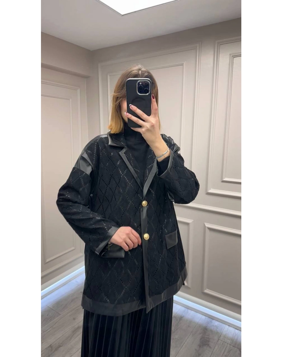 Ghisa 26KGSCKT3258 Siyah Deri Detaylı Ceket