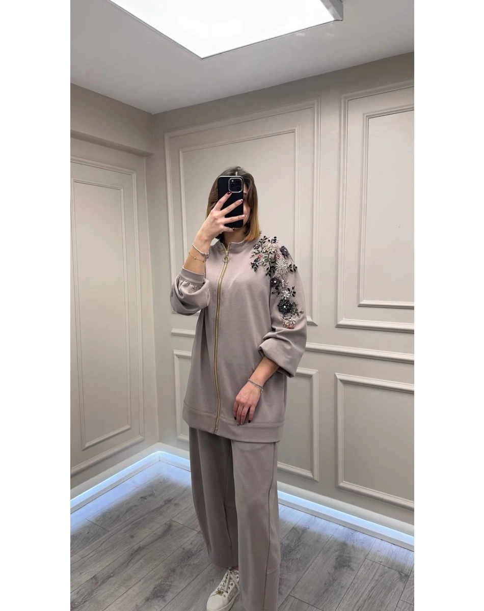 Ghisa 26KGSTKM3260 Taş Yakası Taş İşlemeli Takım