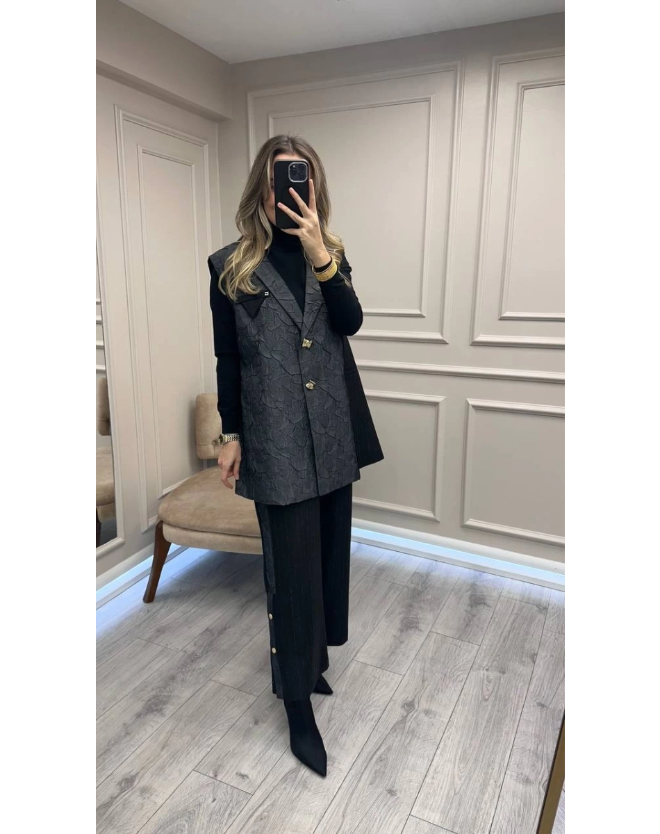 Ghisa 26KGSTKM3298 Siyah Yelekli Takım