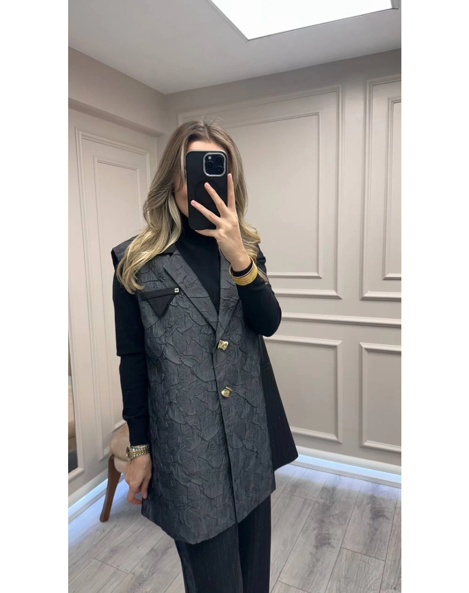 Ghisa 26KGSTKM3298 Siyah Yelekli Takım