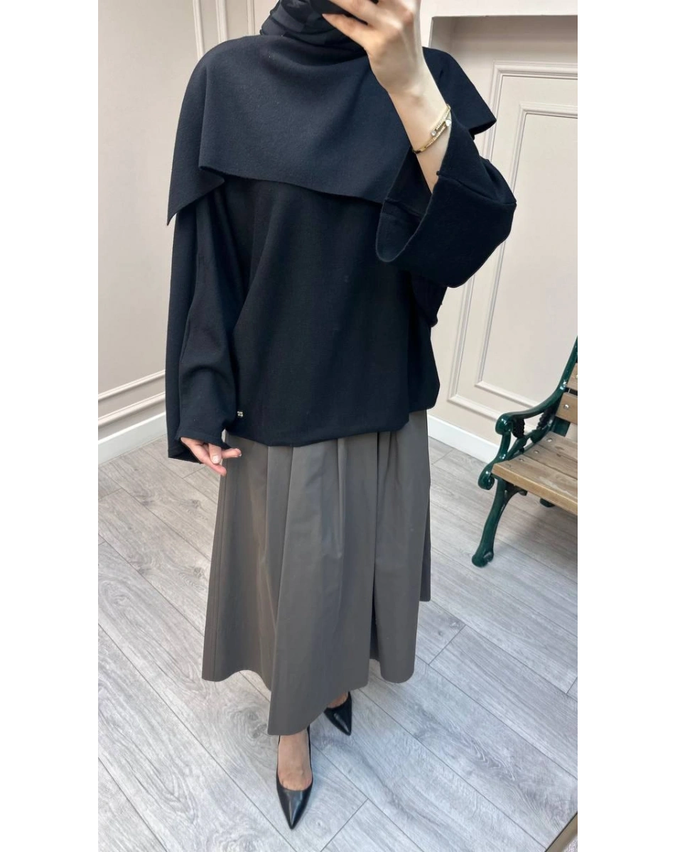 Ghisa 26KOBTNK4194 Siyah Asimetrik Geniş Yaka Tunik