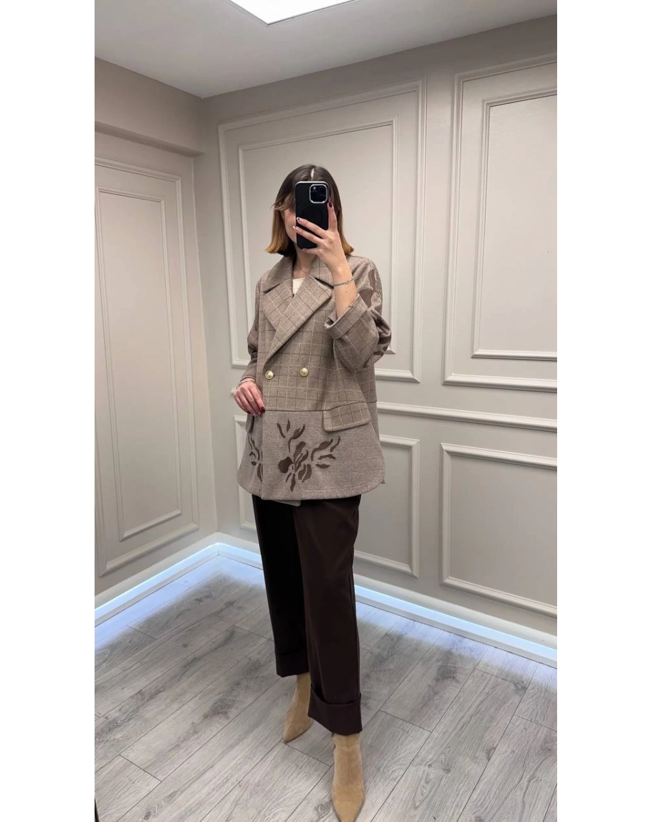 Ghisa 5KGSTKM3911 Kahve Nakış Detaylı Takım