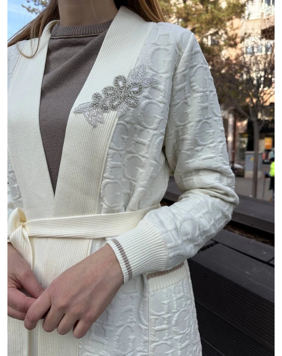 Ghisa 5KÖRHRK3031 Ekru Yaka Detaylı Hırka