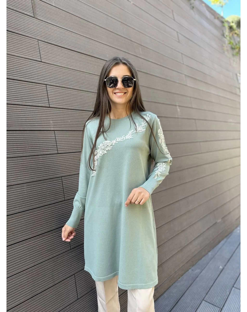 İnvee 6849 Küfrengi Güldalı Triko Tunik