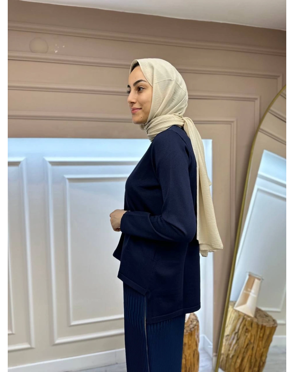 İnvee 6902 Lacivert Kolu Düz Önü Kısa Arkası Uzun Triko