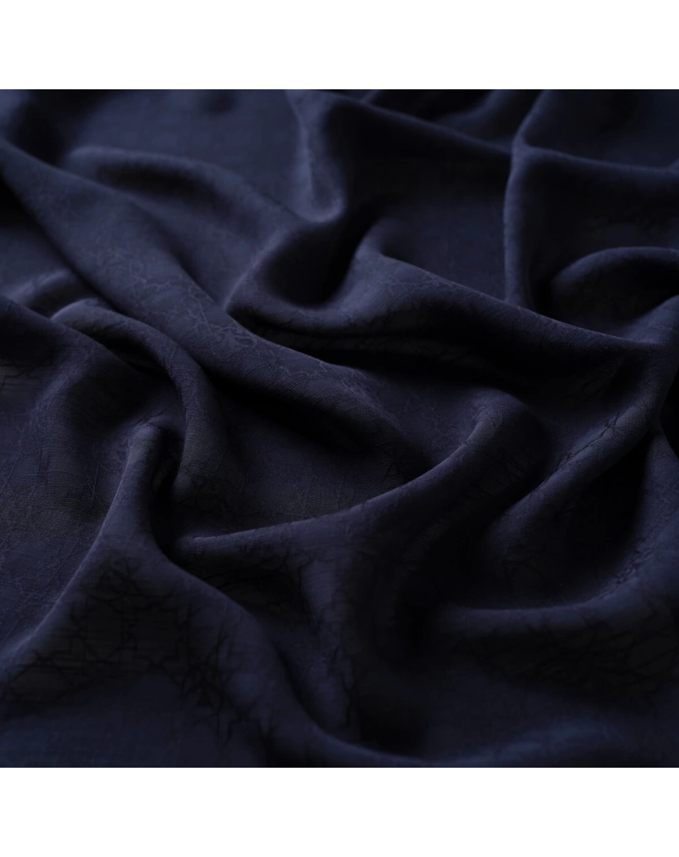 İpekevi 04356 Koyu Lacivert Dört Mevsim Monogram Şal