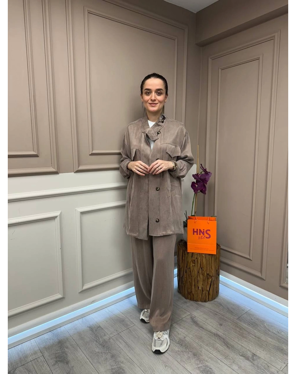 Lisa Exclusive 5031 Bej Yakası Taş Detaylı Takım