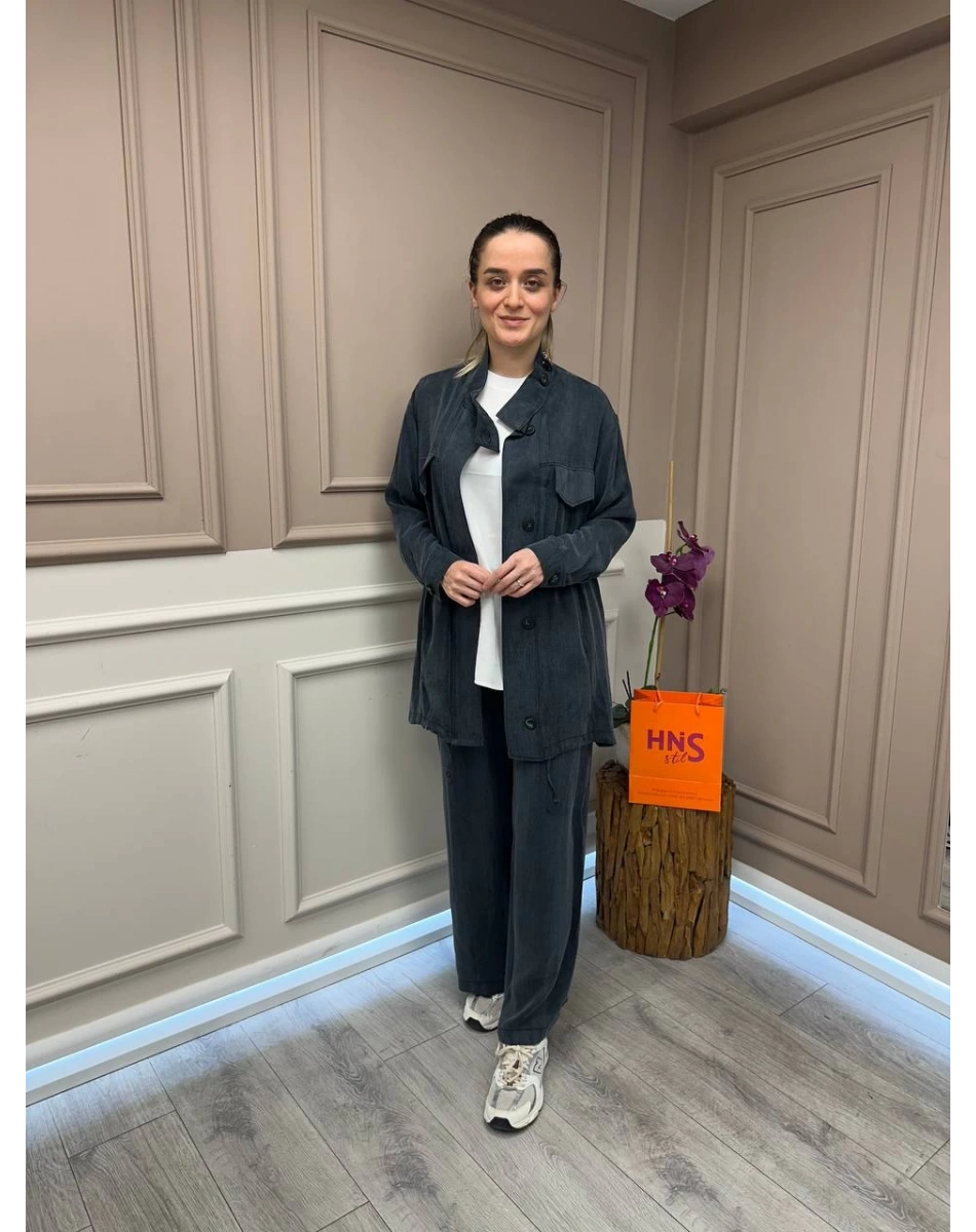 Lisa Exclusive 5031 Siyah Yakası Taş Detaylı Takım