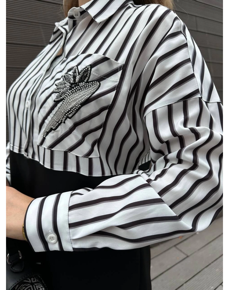 Missemramiss S4661 Siyah Gömlek Garni İşlemeli Sweat